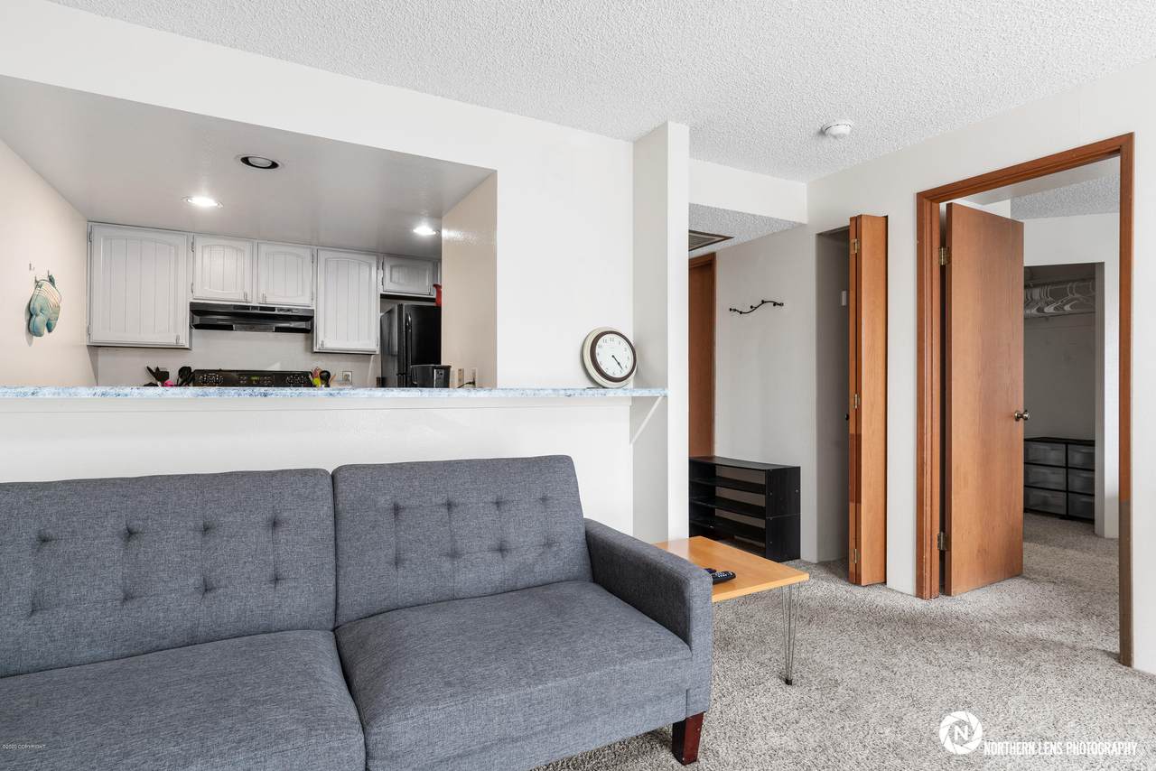 9625 Independence Drive - Photo 1