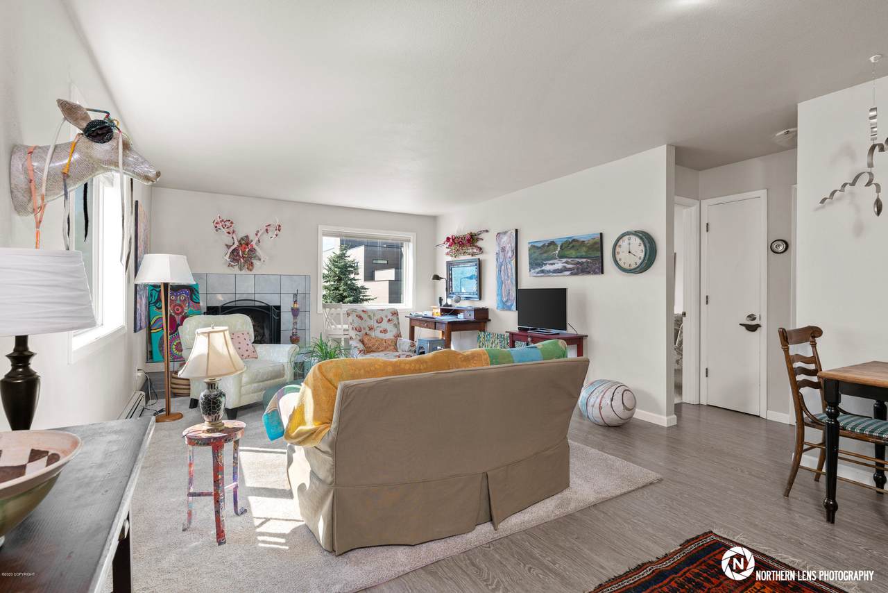 610 N Street - Photo 1