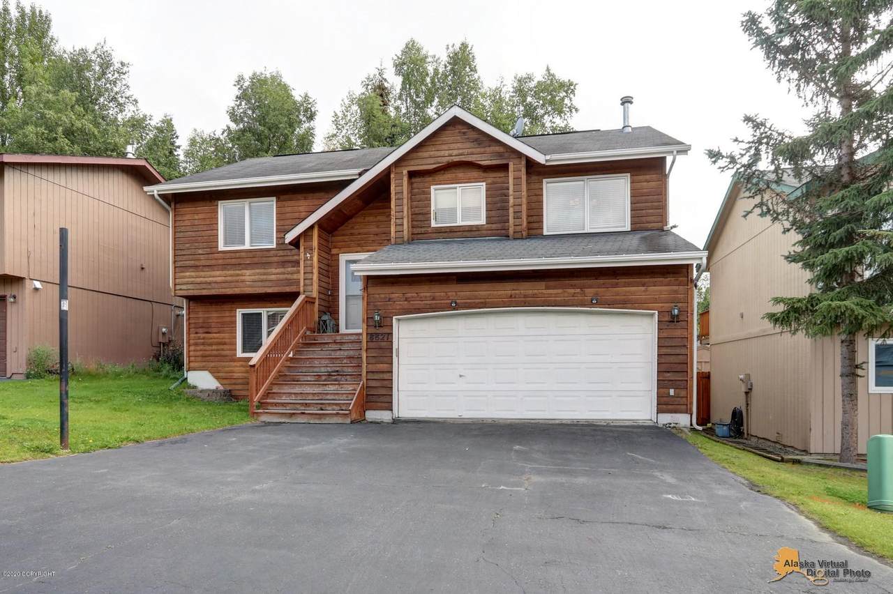 8821 Plunge Creek Circle - Photo 1