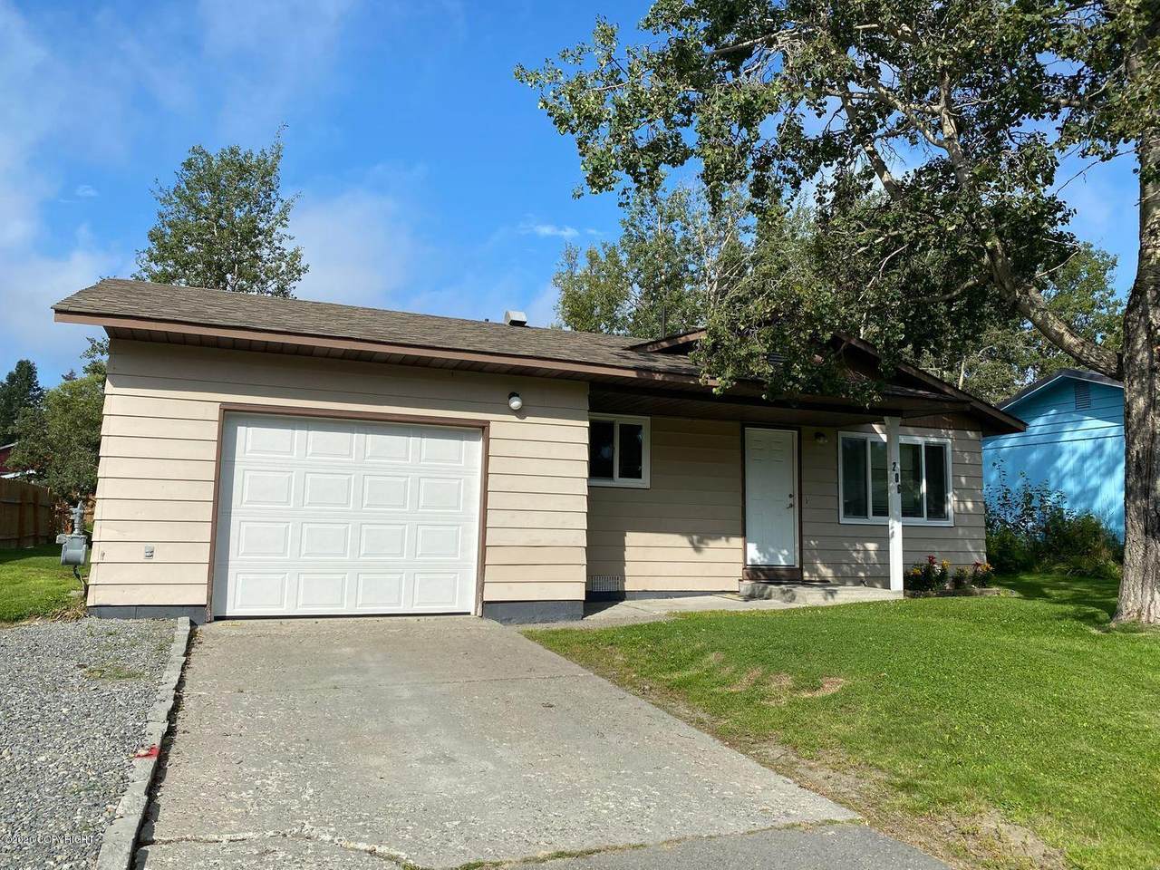 206 Sterling Court - Photo 1