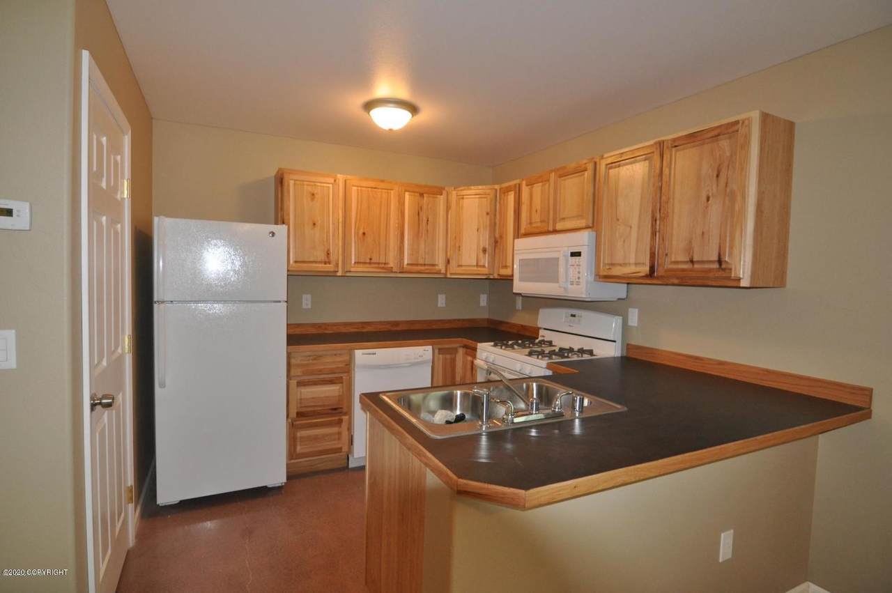 574 Tracy Drive - Photo 1