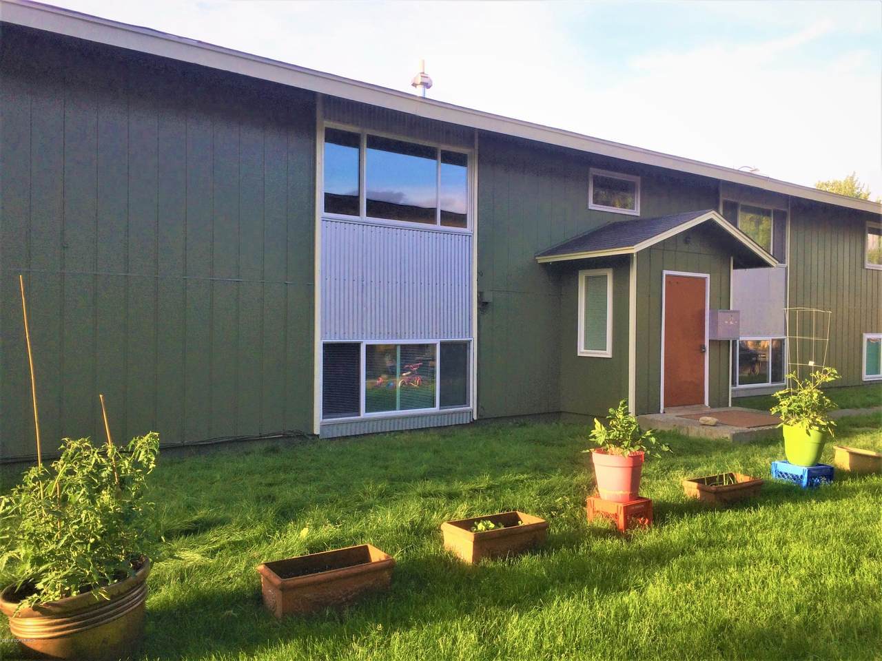 816 Bragaw Street - Photo 1