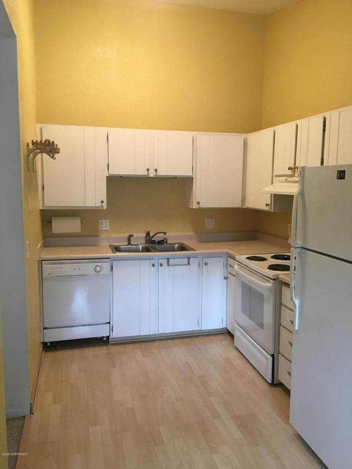 8516 Boundary Avenue - Photo 1