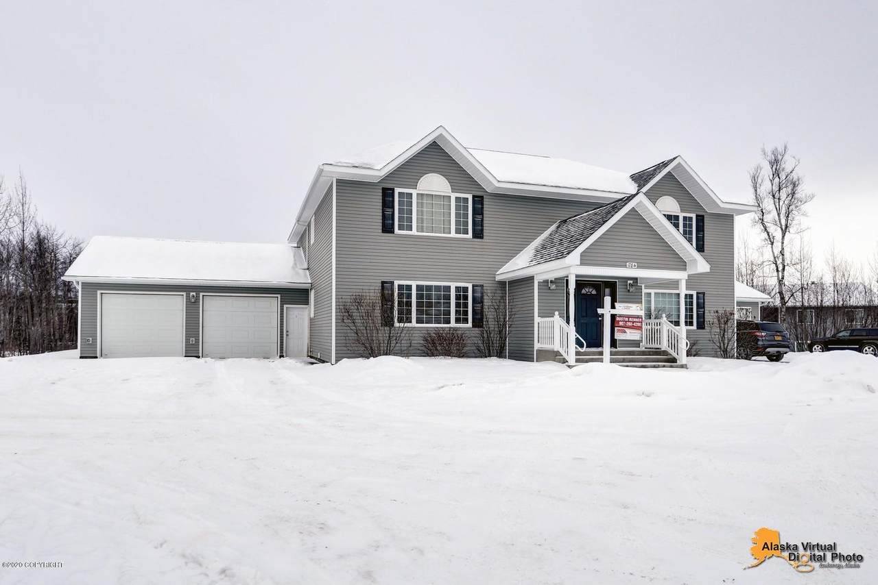 1784 Neil Circle - Photo 1