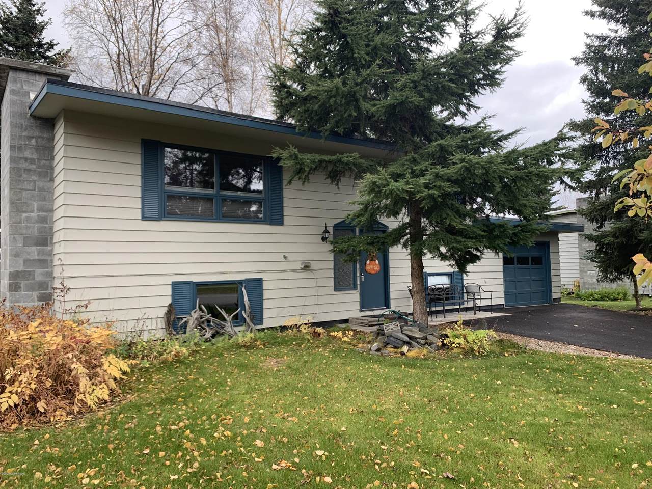 4122 Dorothy Drive - Photo 1