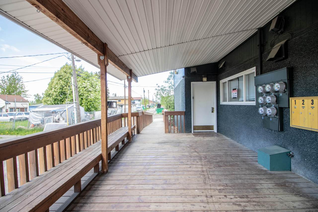 3925 9th Avenue - Photo 1