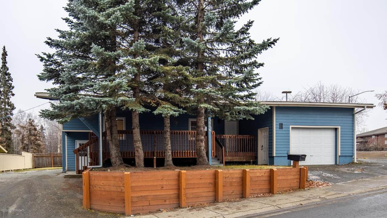 2906 Aspen Drive - Photo 1
