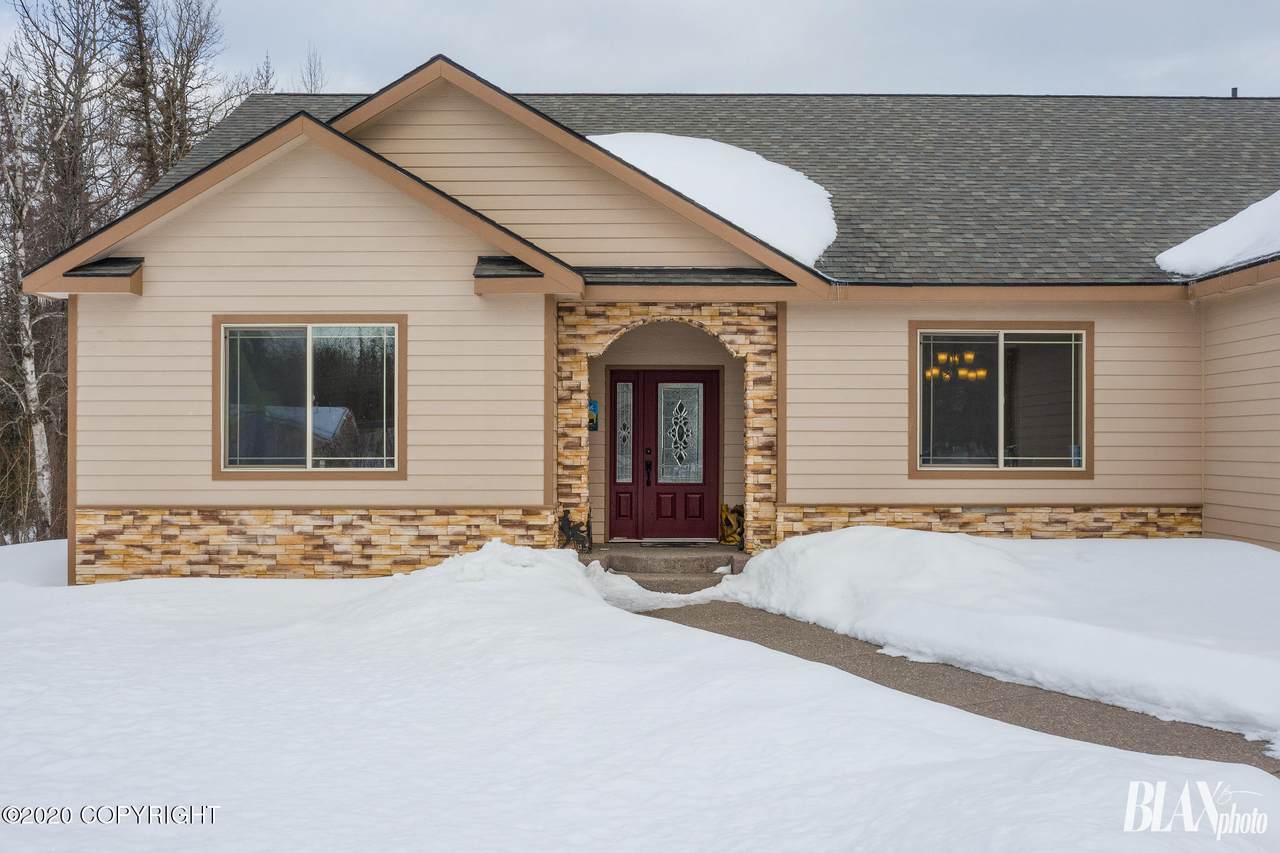 511 Chickaloon Way - Photo 1