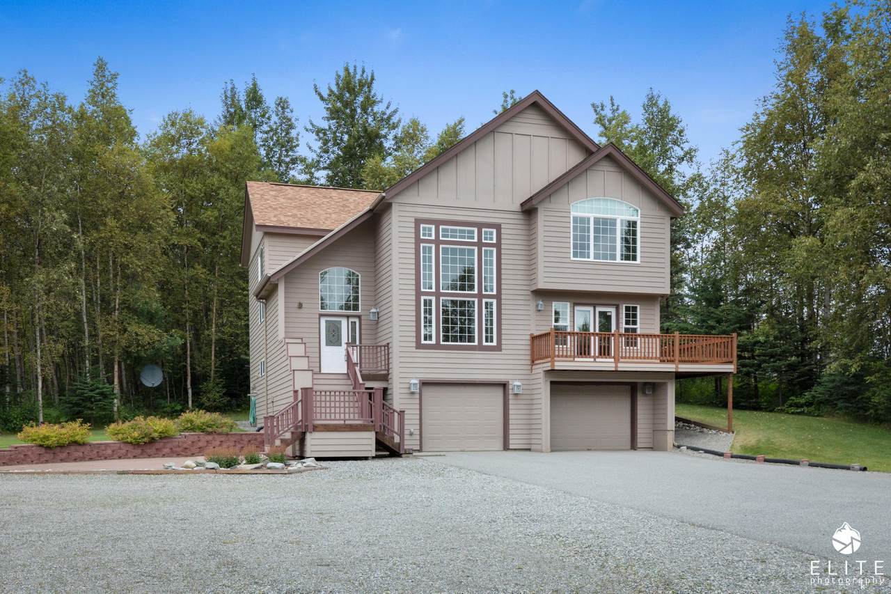 2304 Bridle Path Drive - Photo 1