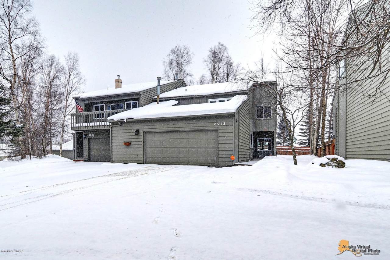 6942 Gemini Drive - Photo 1