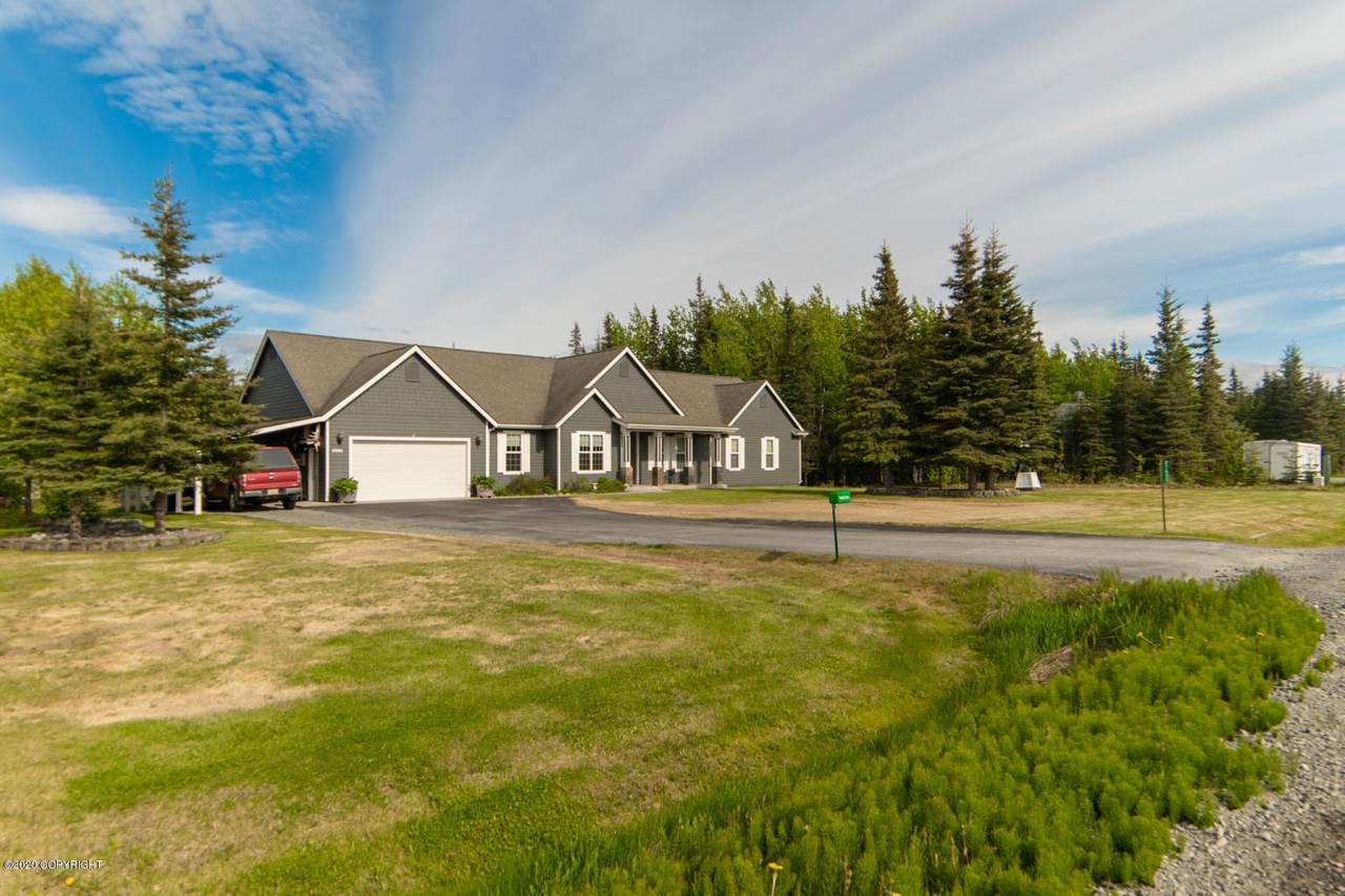 47488 Grant Avenue - Photo 1