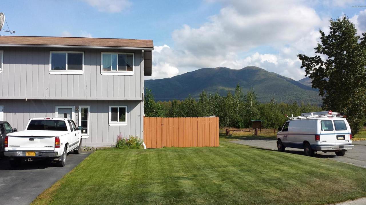 1633 Early View Drive - Photo 1