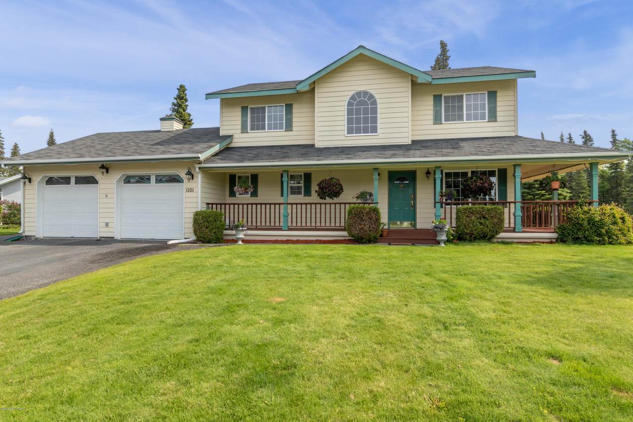 1101 Inlet Woods Drive - Photo 1