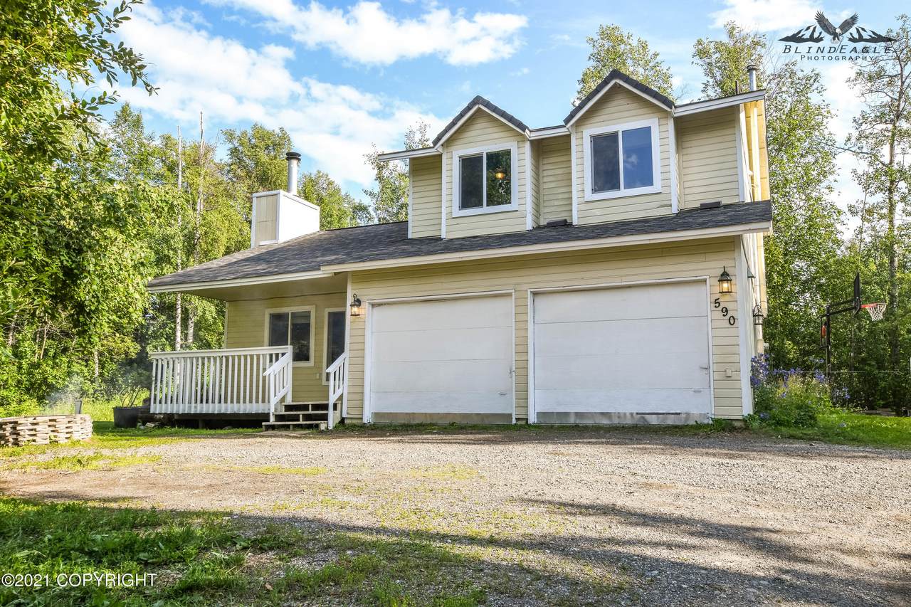 590 Spruce Avenue - Photo 1