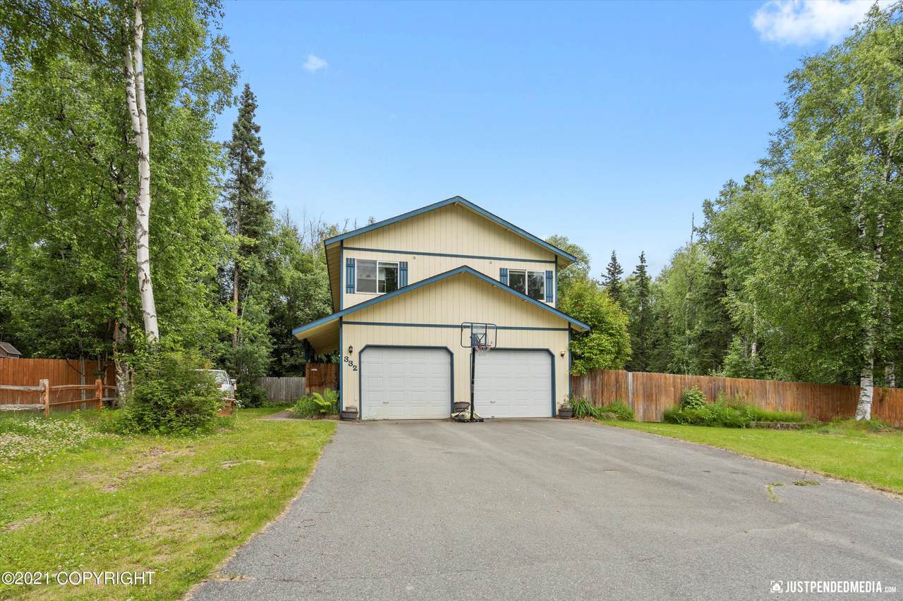332 St. Ives Circle - Photo 1