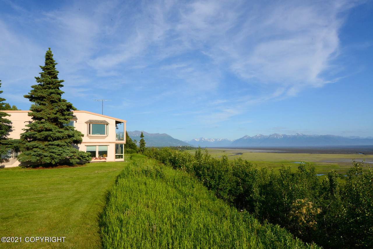 5400 Dimond Boulevard - Photo 1