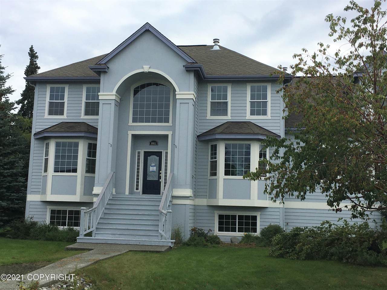 16052 Sunset Bend Circle - Photo 1