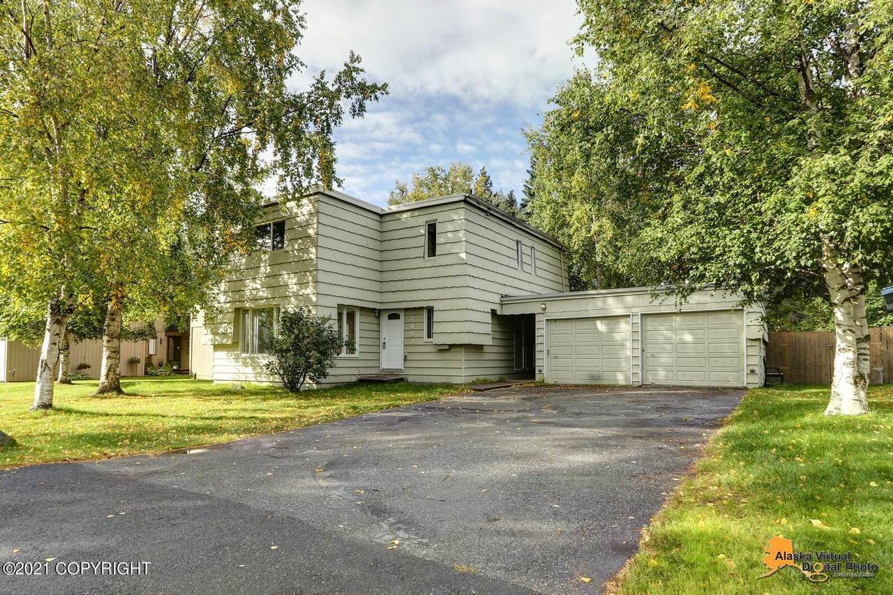 7960 Resurrection Drive - Photo 1