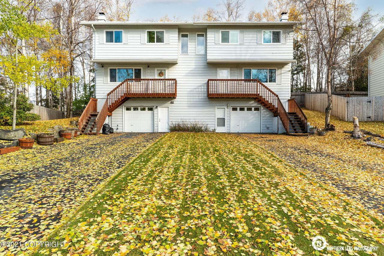 4233 Pinnacle Circle - Photo 1