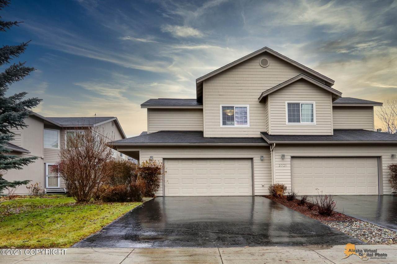 3721 Roald Amundsen Avenue - Photo 1