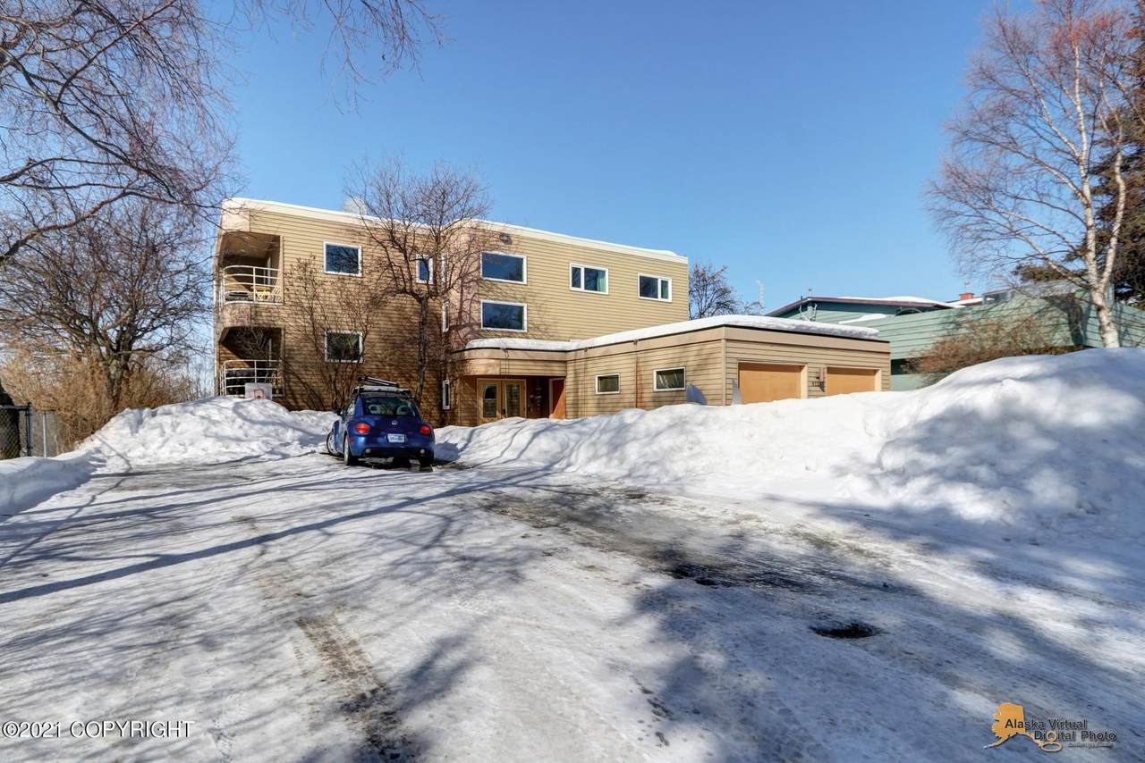 812 Delaney Street - Photo 1