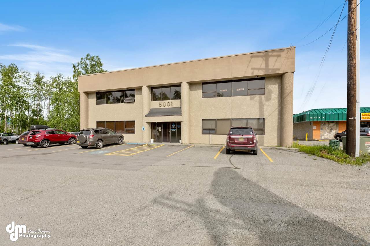 5001 Arctic Boulevard - Photo 1