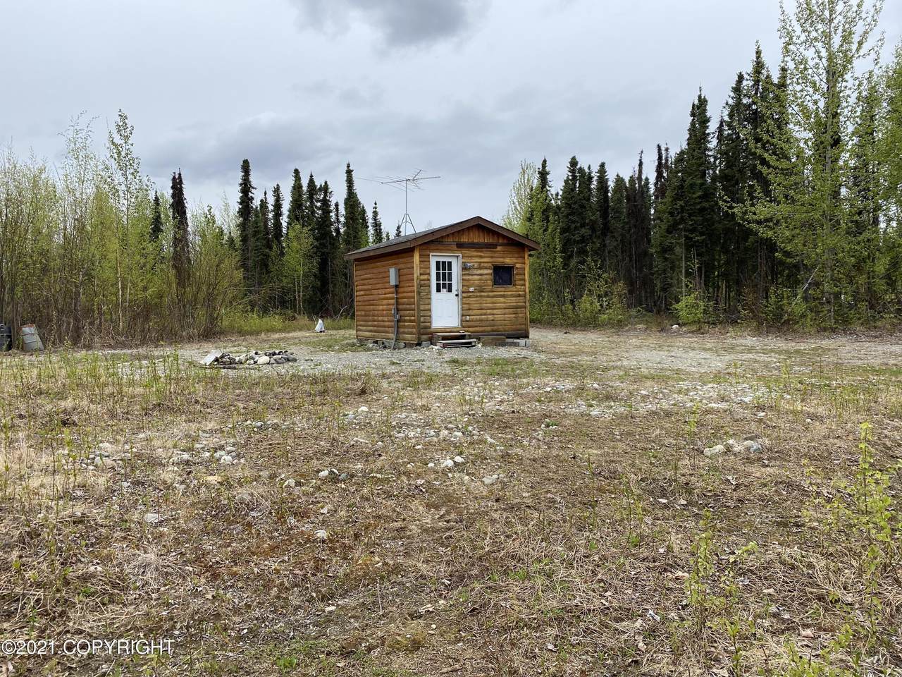 18750 Mae Loop - Photo 1