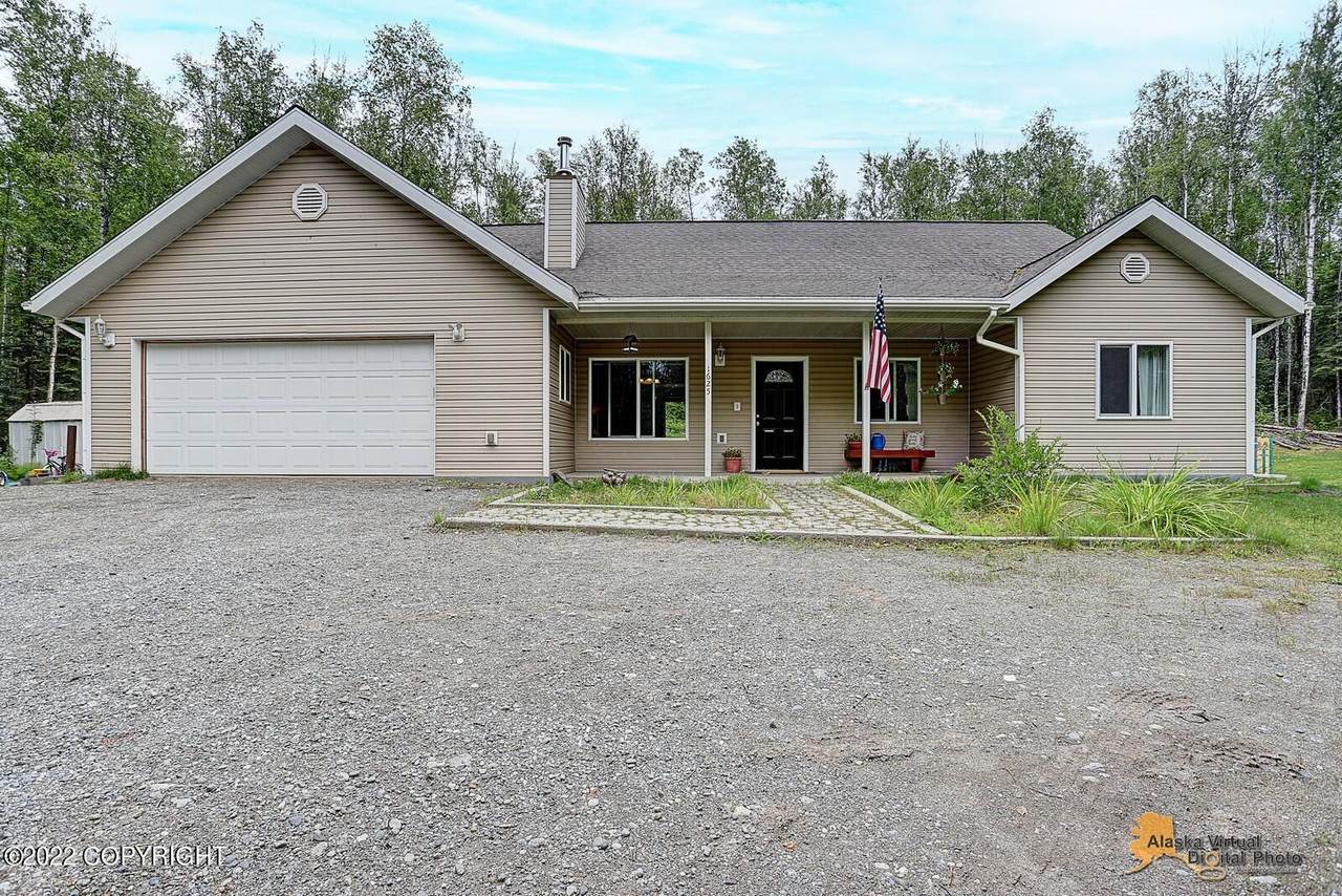 1625 Elizabeth Drive - Photo 1
