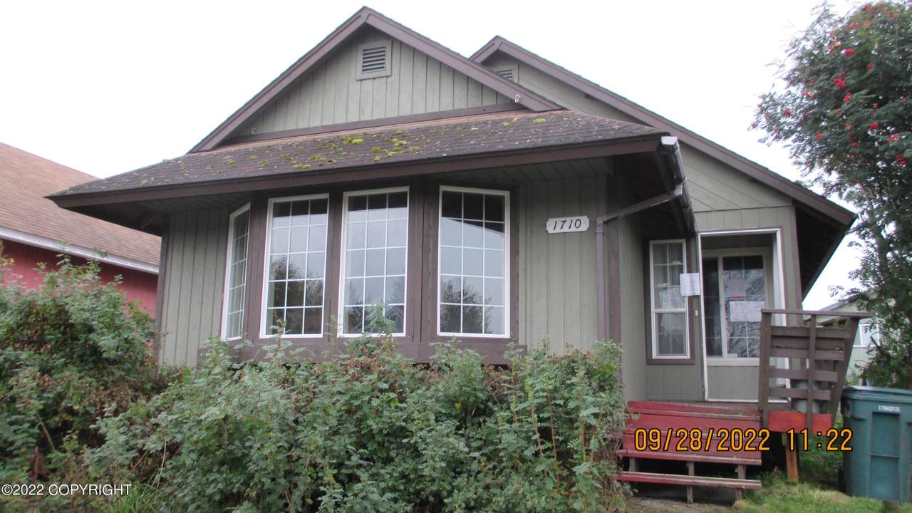 1710 Cedrus Circle - Photo 1