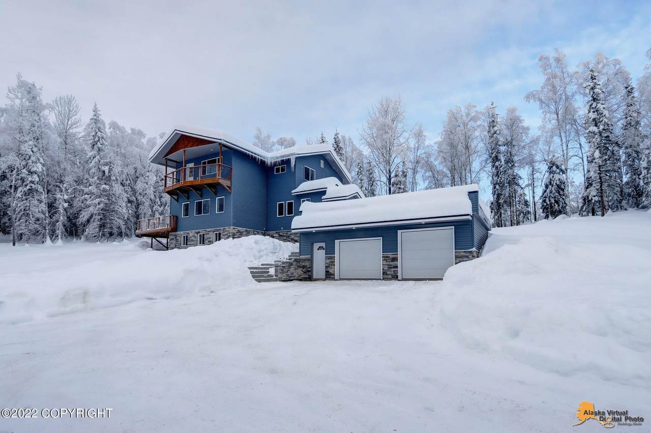 2320 Glacier Street - Photo 1