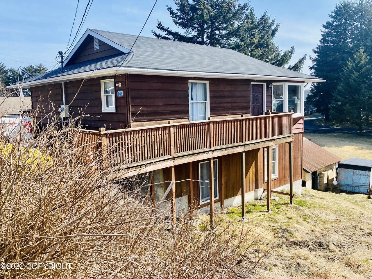 1316 Mission Road - Photo 1