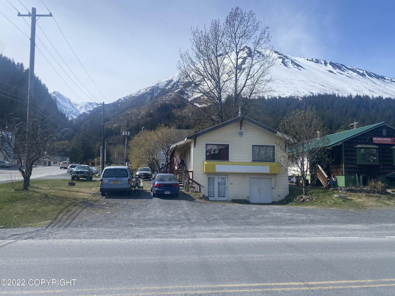 401 Fourth Avenue - Photo 1