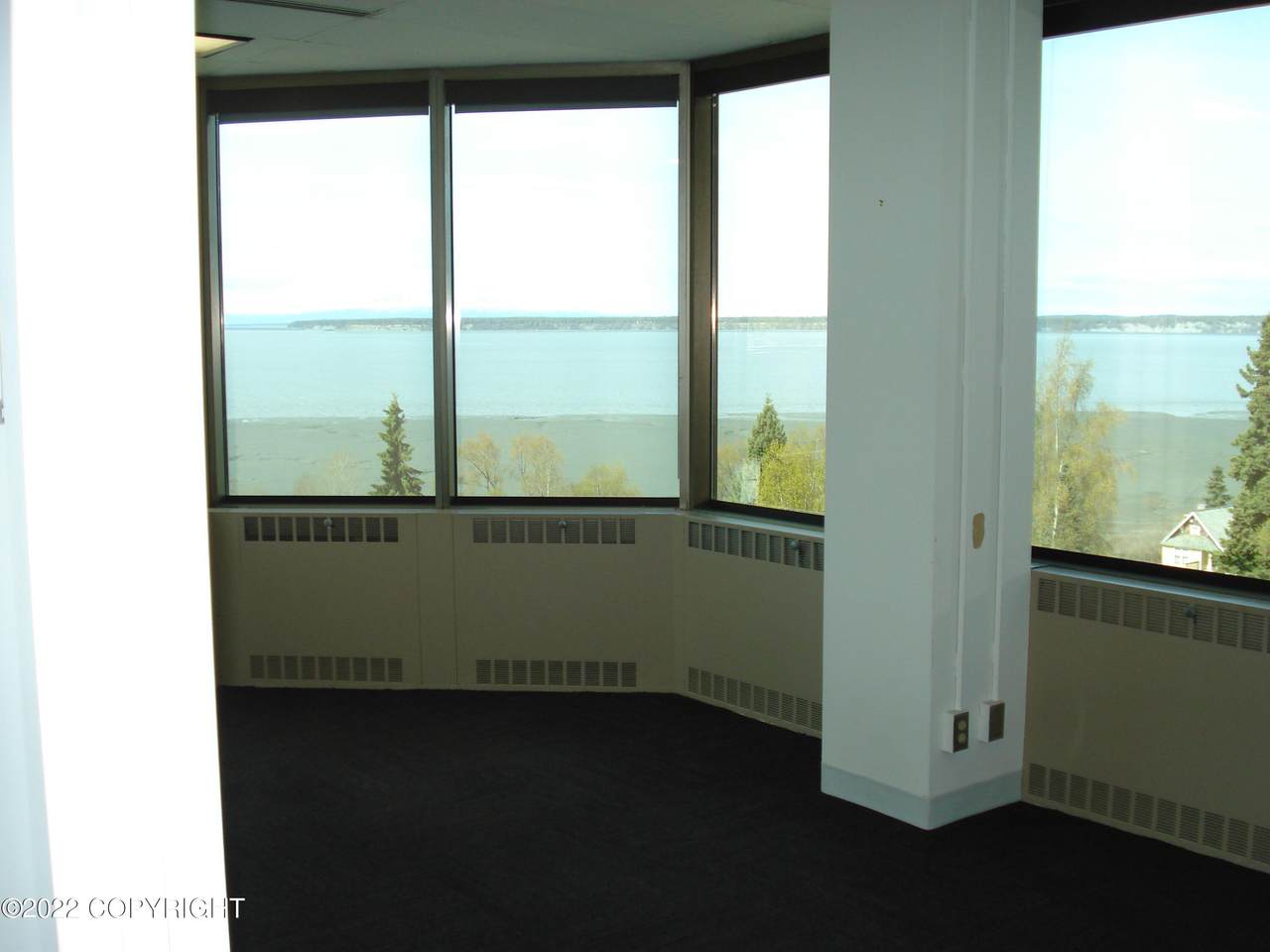 https://bt-photos.global.ssl.fastly.net/alaska/1280_boomver_1_22-6151-2.jpg