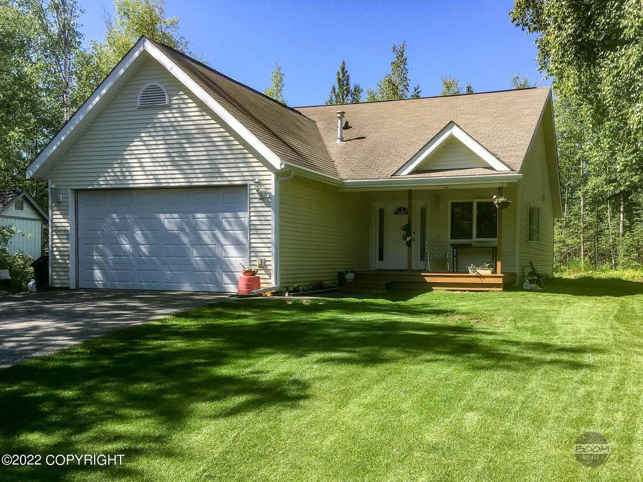 1340 Ivy - Photo 1