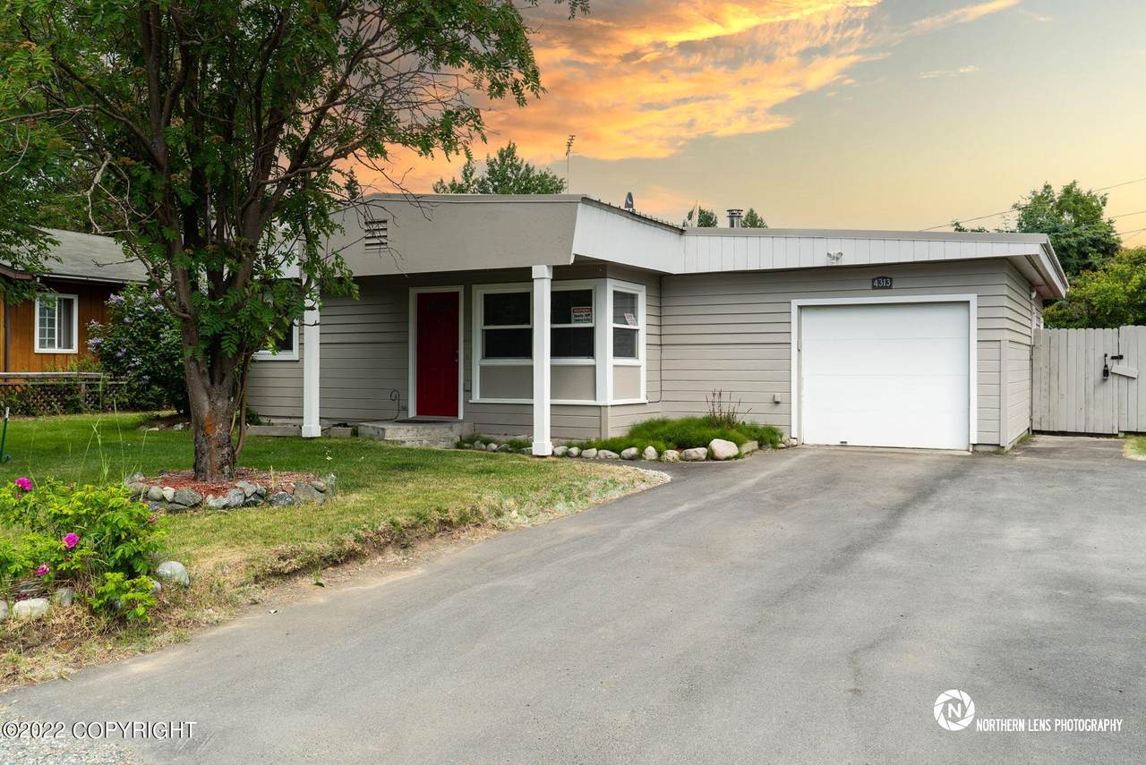 4313 Lois Drive - Photo 1