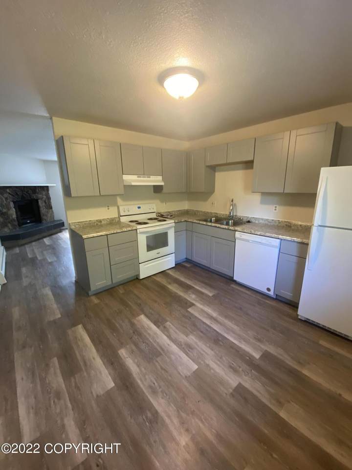 413 16th Avenue - Photo 1