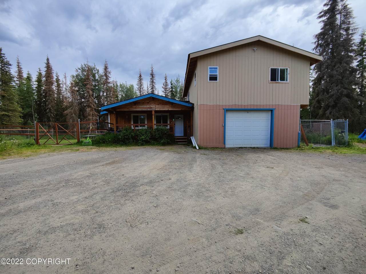 48155 Center Avenue - Photo 1
