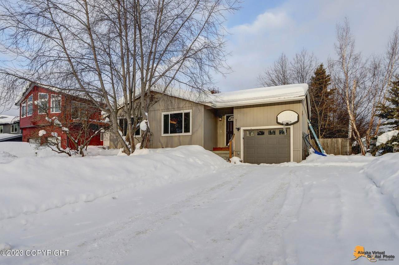 211 Pettis Road - Photo 1