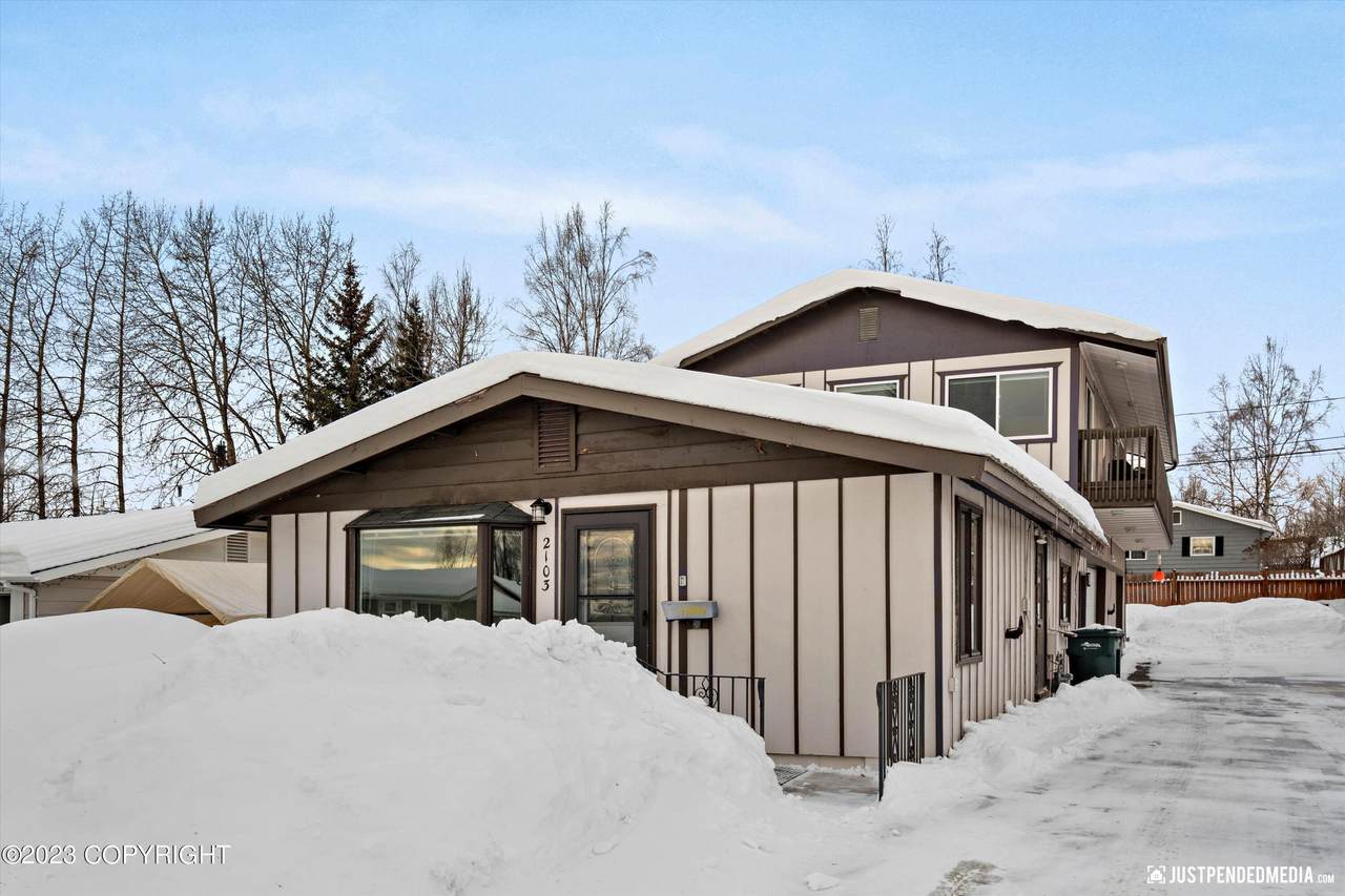 2103 46th Avenue - Photo 1
