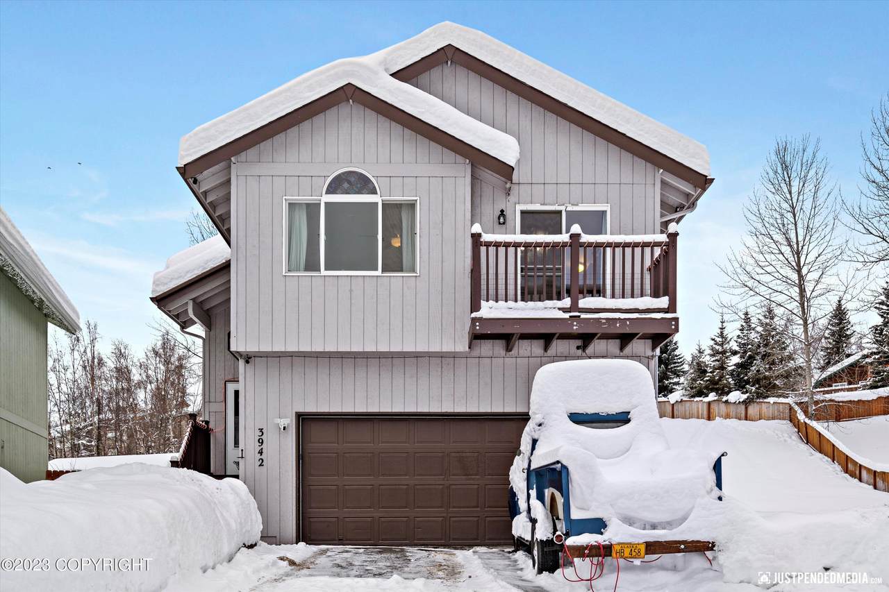 3942 Loon Cove Circle - Photo 1