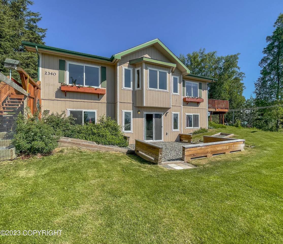 2340 East End Road - Photo 1