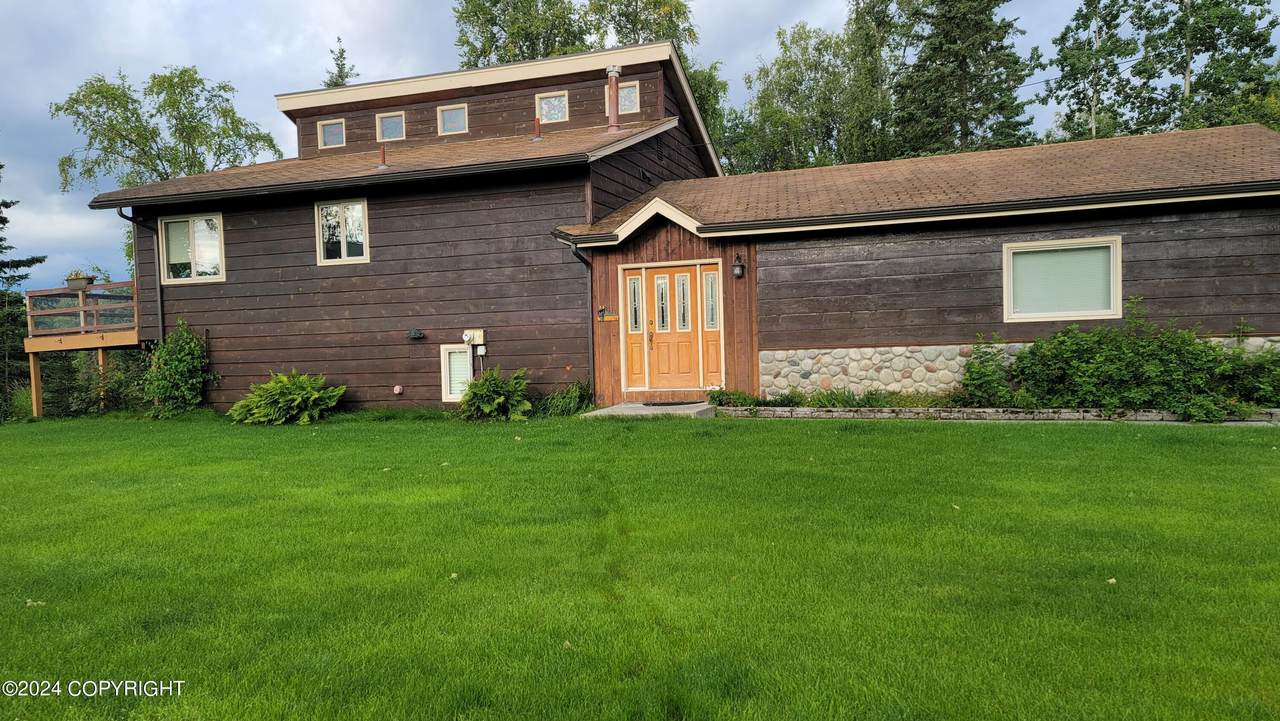 285 Kobuk Street - Photo 1