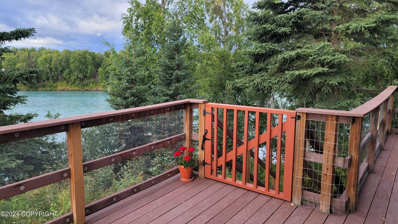 https://bt-photos.global.ssl.fastly.net/alaska/1280_boomver_1_24-11066-2.jpg