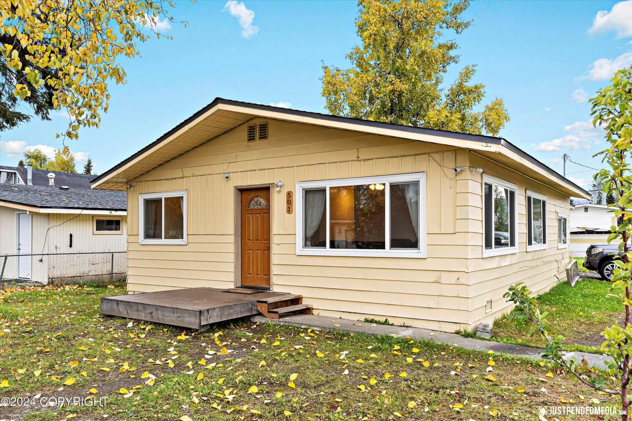 https://bt-photos.global.ssl.fastly.net/alaska/1280_boomver_1_24-12179-2.jpg