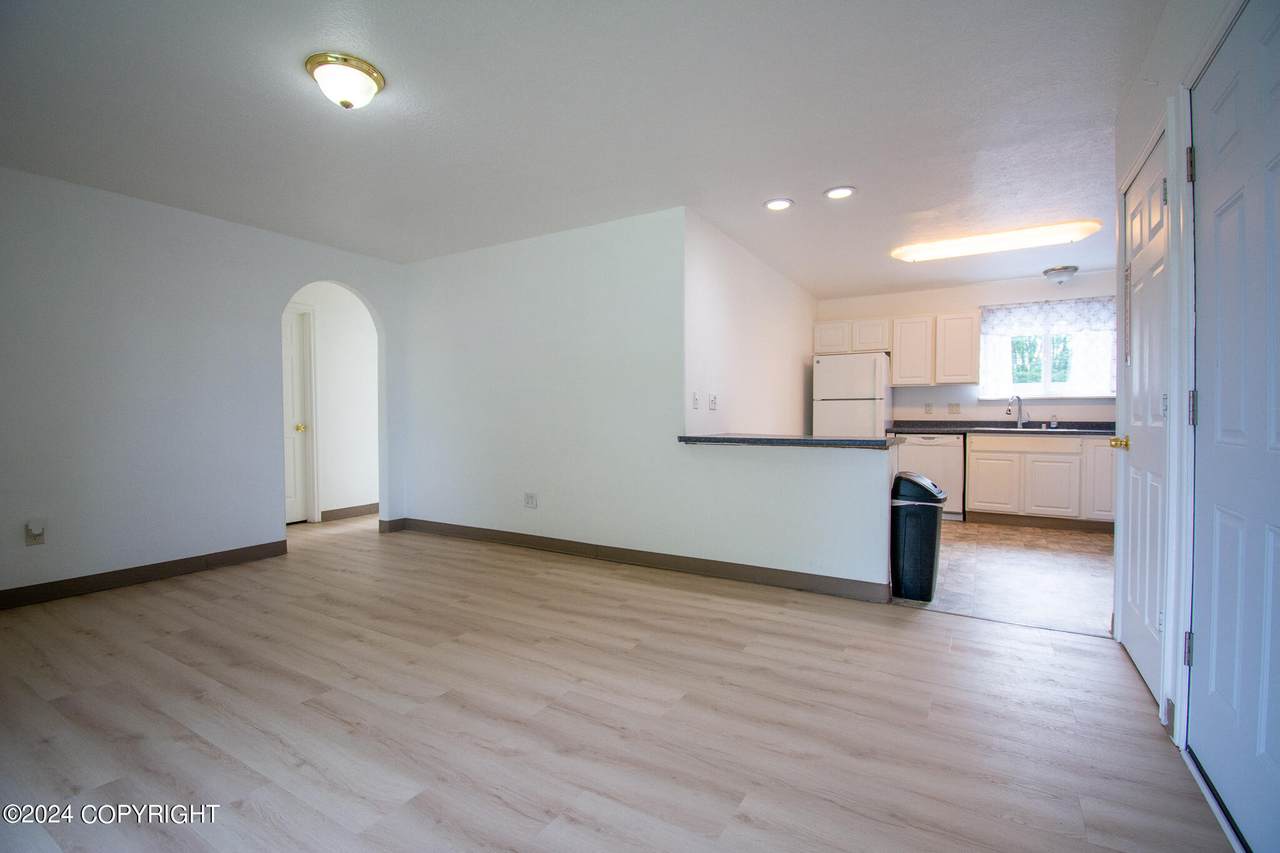 1125 First Street - Photo 1