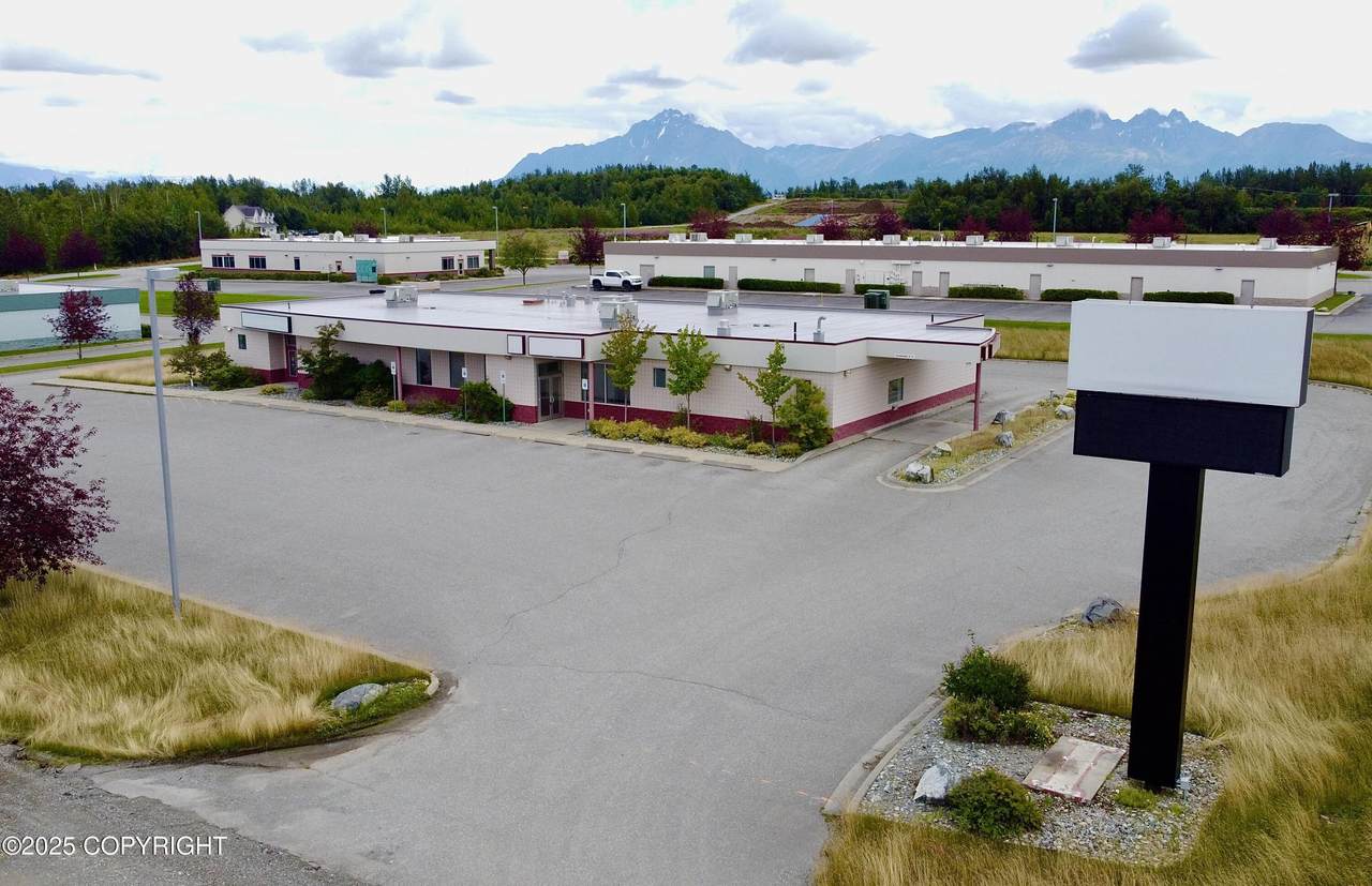 3674 Country Field Circle - Photo 1