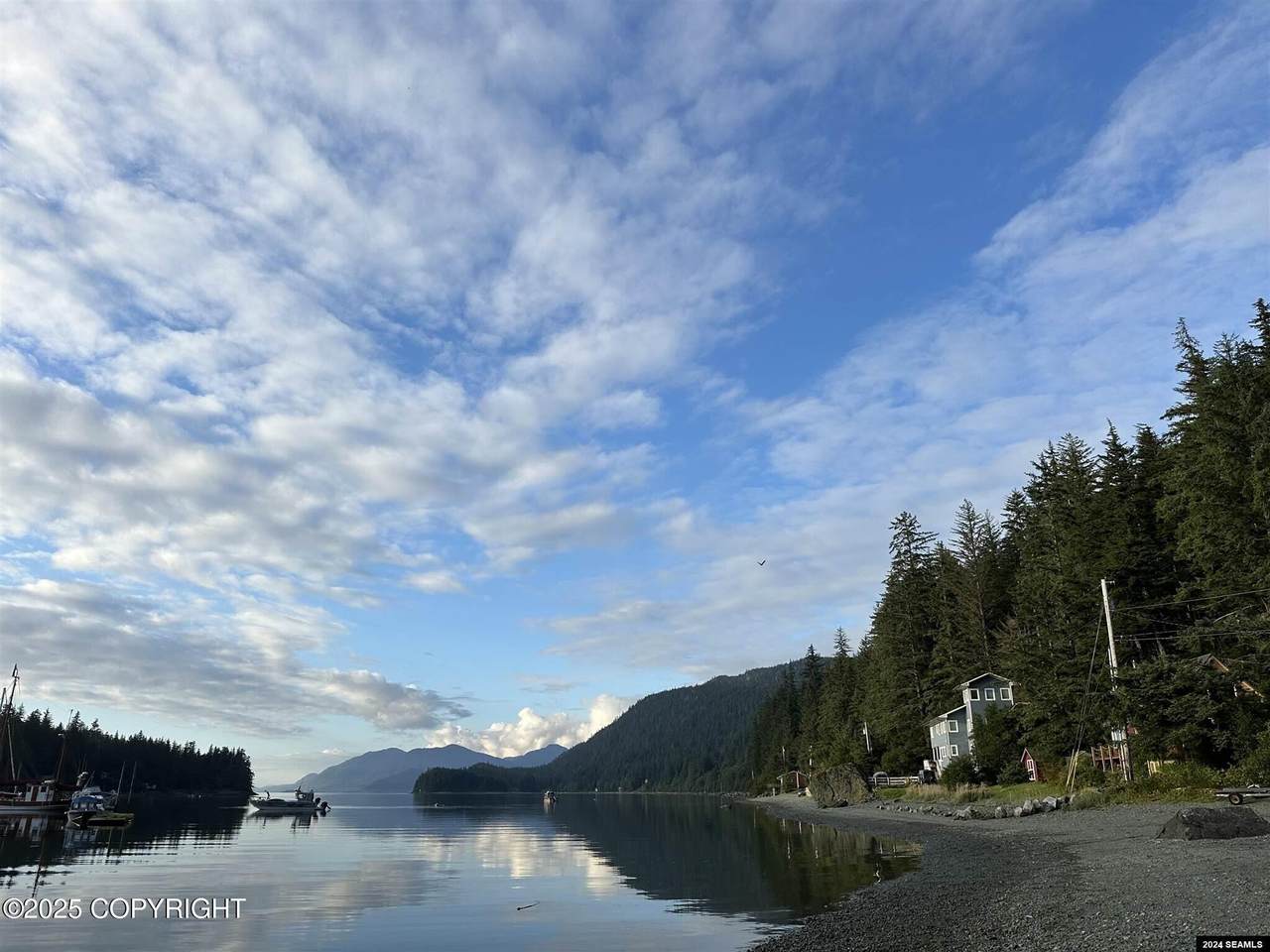 https://bt-photos.global.ssl.fastly.net/alaska/1280_boomver_1_25-12384-2.jpg