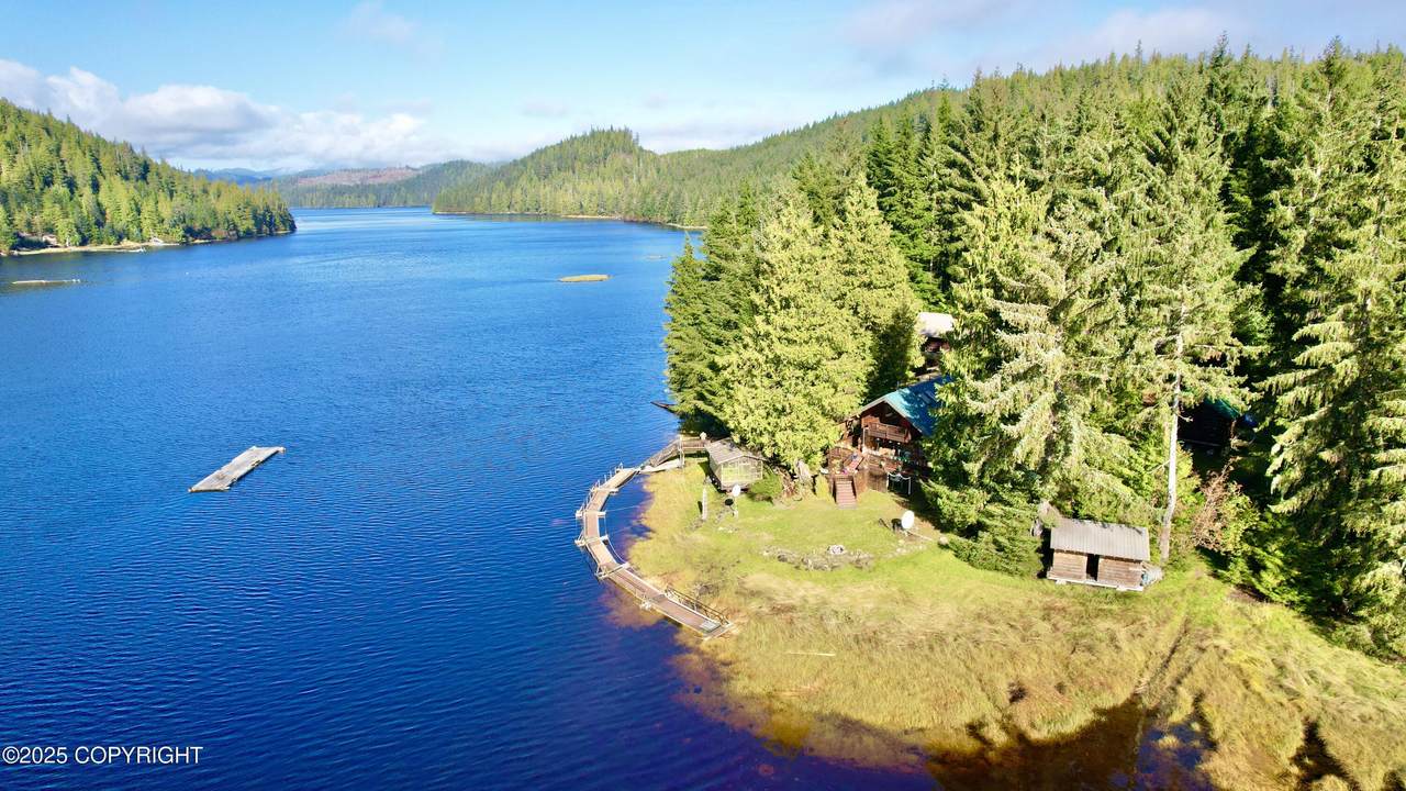 https://bt-photos.global.ssl.fastly.net/alaska/1280_boomver_1_25-12778-2.jpg