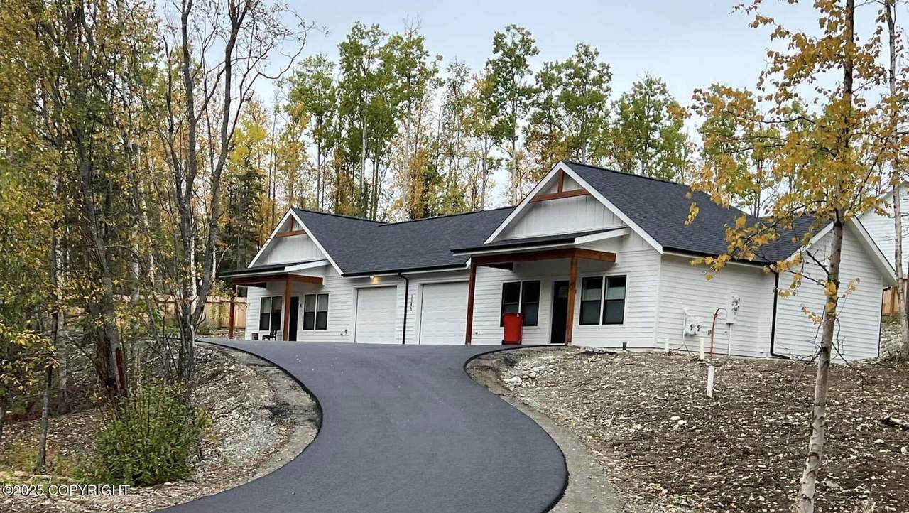 3345 Brocton Avenue - Photo 1