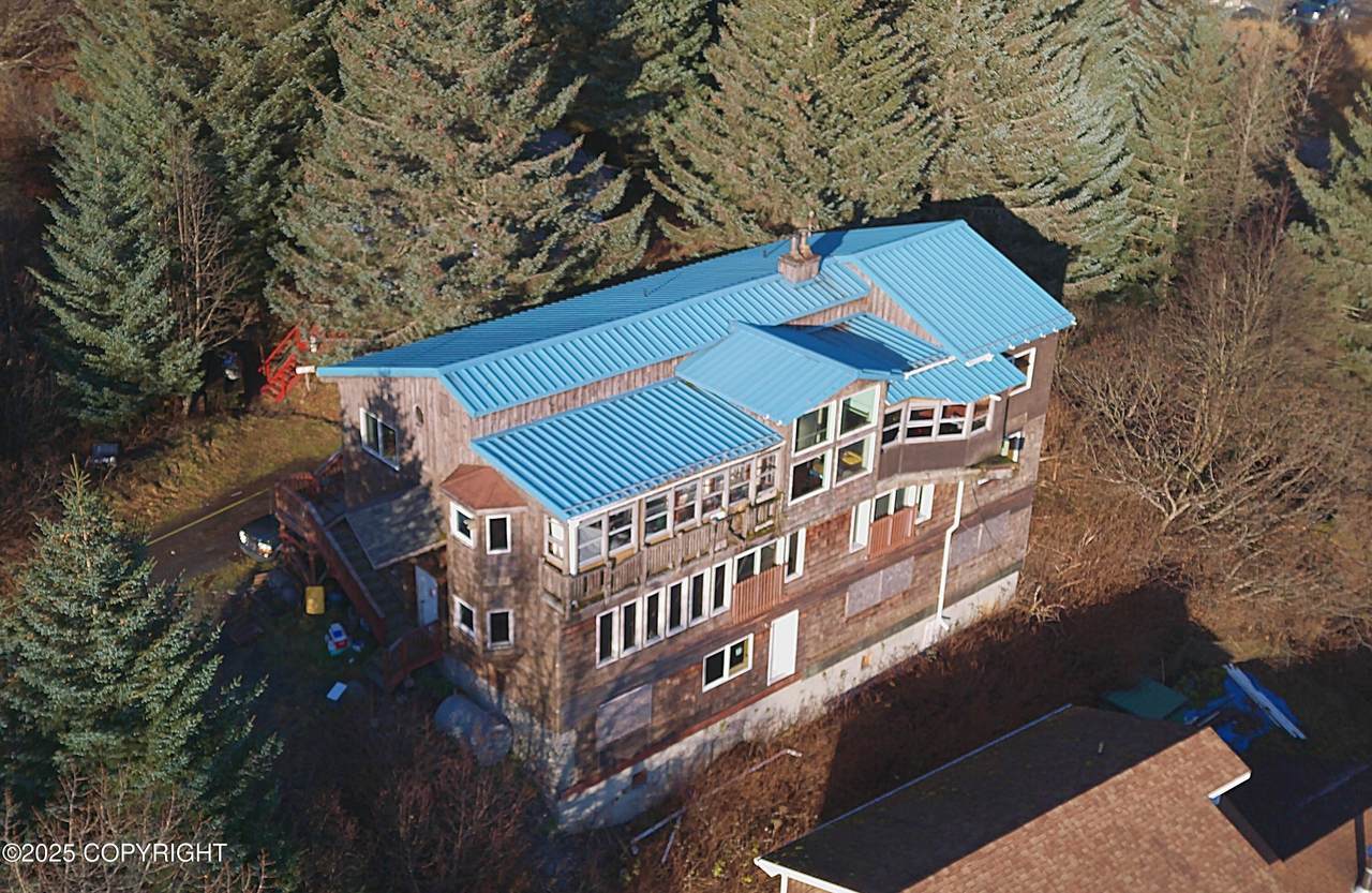 307 High Avenue - Photo 1